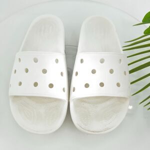 Crocs Classic  Slide Sandal Women's Size 9 White Rubber Casual Beach Shoe